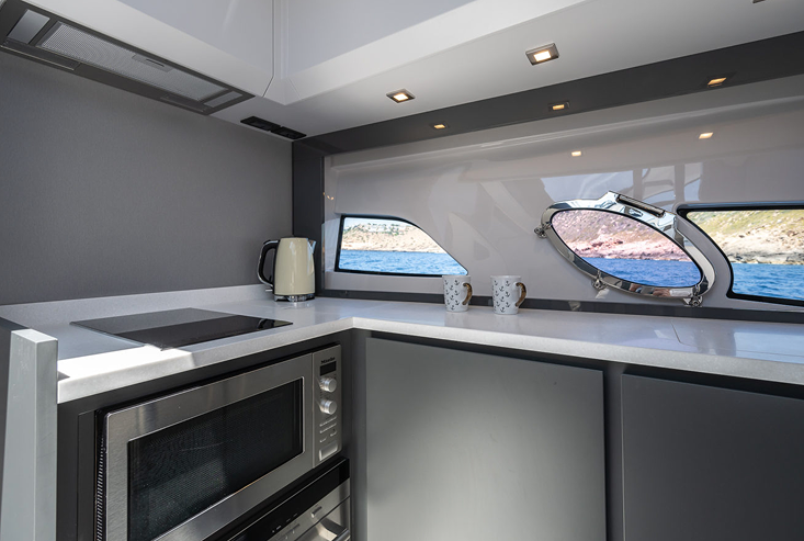 Pershing 5x yacht kitchen