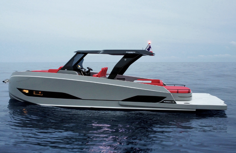 Kumbra 36 yacht at sea