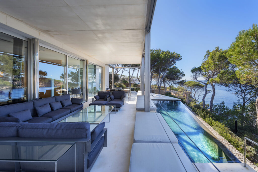mallorca villa for rent in Naizur