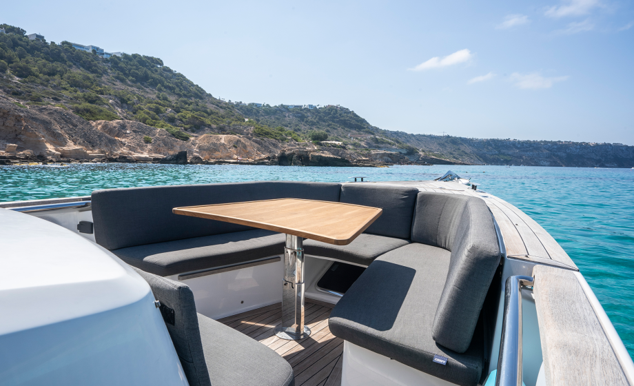 68108595ce3a15208b949bf3_SMART YACHTS_24